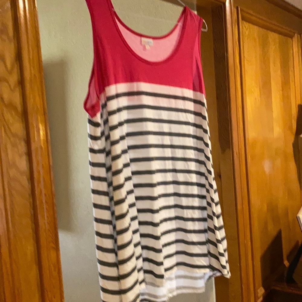 # LuLaRoe 3XL perfect tank